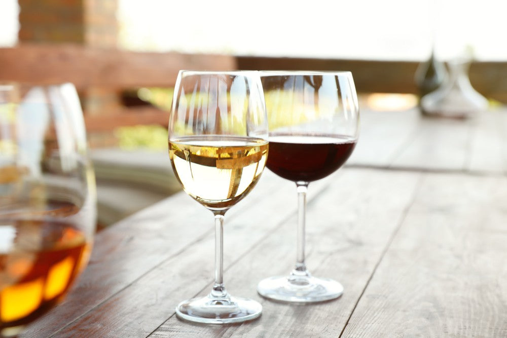 Red Wine vs White Wine: What's The Difference? - Bright Cellars