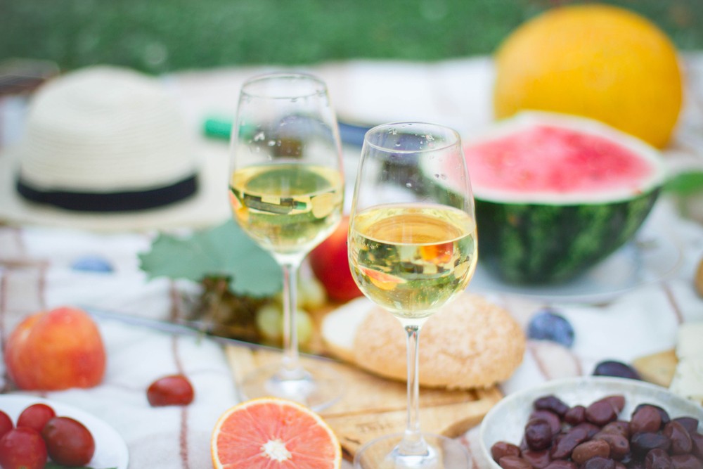 10 White Wines Perfect For Summer